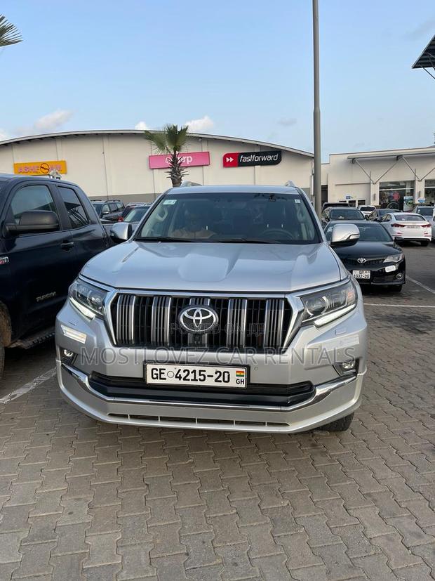 Car Rental- 7 Seat - Landcruisers Prado for Rent · Photo 3