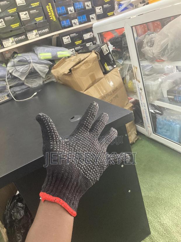 Pointed Cotton Hand Gloves