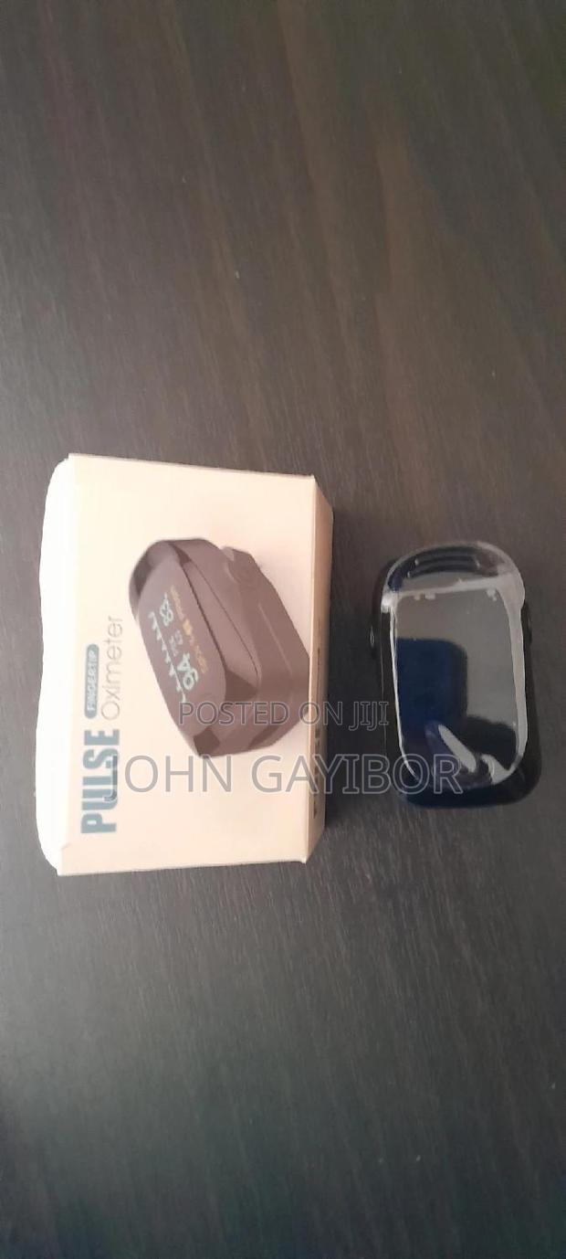 Good Quality Pulse Oximeter With Warranty · Photo 4