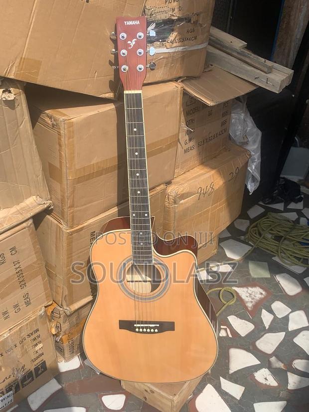 Yamaha Acoustic Guitar · Photo 4