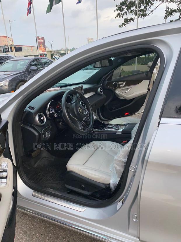 Mercedes-Benz C300 Base C300 AWD 4MATIC Sedan 2018 Silver photo 10