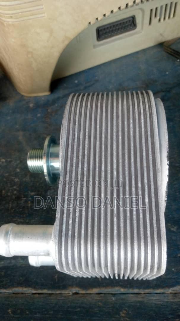Chrysler 300 Oil Cooler photo 2