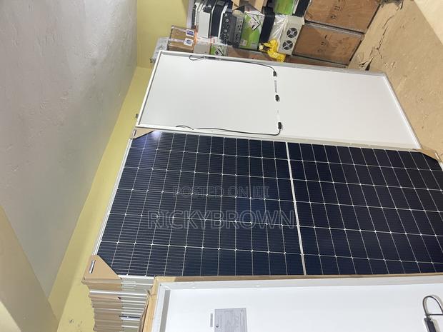 555watts JINKO Monocrystalline Solar Panels photo 2
