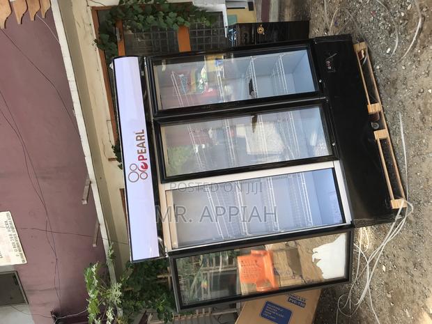Purchase Quality Pearl PVC-150 3 Door Display Fridge(950L) · Photo 2