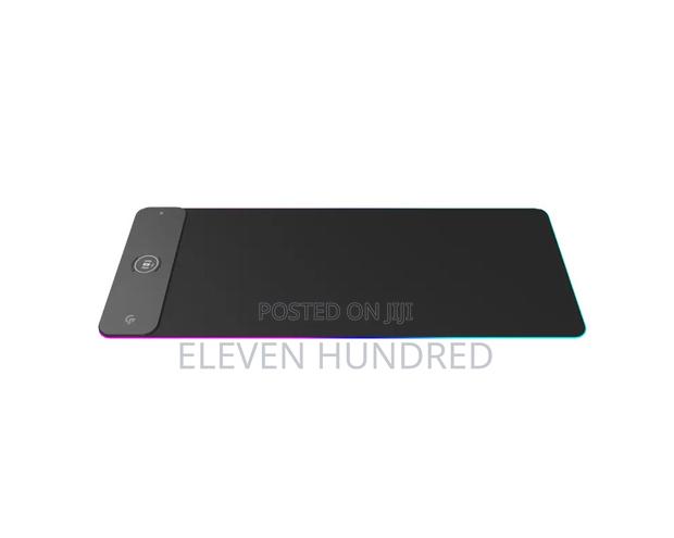Gaming Mouse Pad With Wireless Charger (RGB) · Photo 4