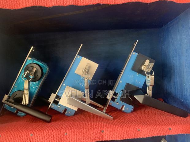 Square Separate Lock (Heavy) · Photo 4