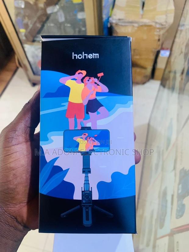 Hohem Isteady Q Gimbal Stabilizer as a Selfie Stick Tripod · Photo 2