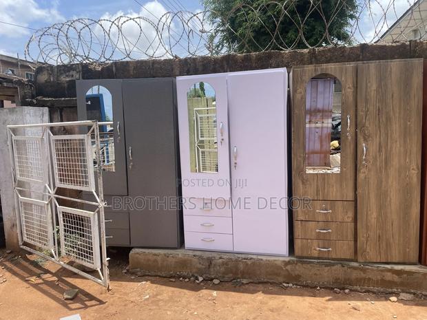 Great Wardrobes Available// Very Strong And Durable photo 5