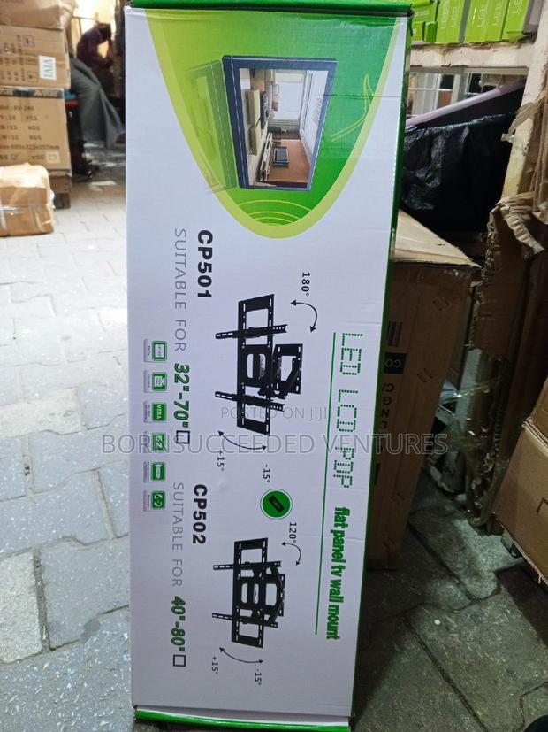 32" To 80" Adjustable Television Wall Mount · Photo 3