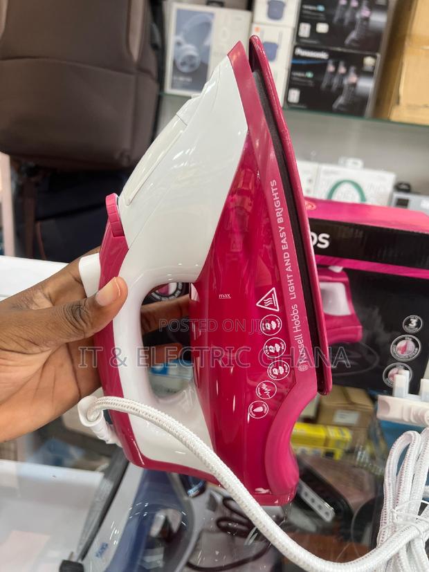 Russell Hobbs Steam Iron