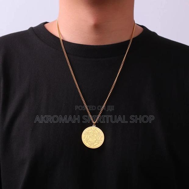 Star of David Pendant Necklace photo 4