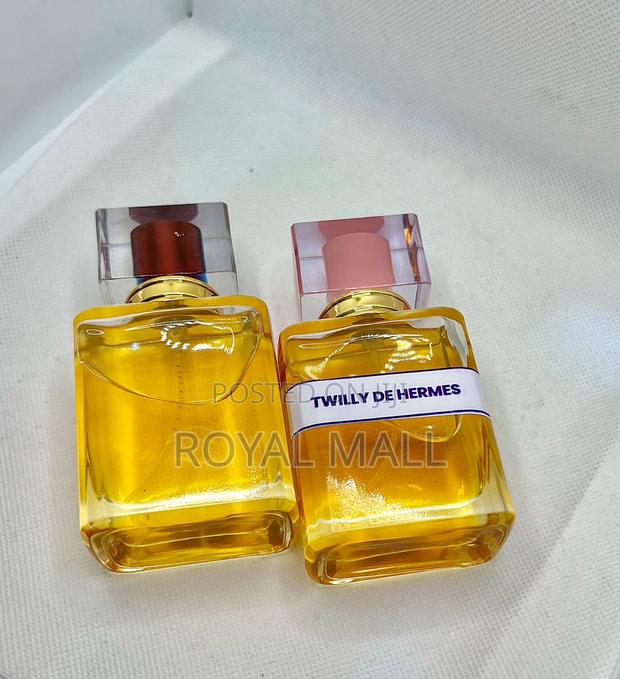50ml Perfume Oil Oudwood Tuscan Leather Burberry Good Girl · Photo 4