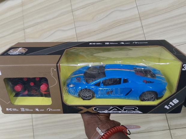 Remote Control Racing Car · Photo 4