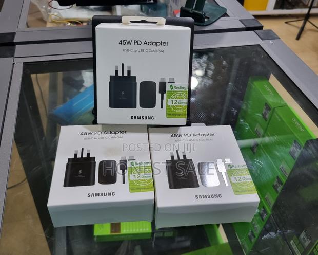 Samsung Type C to Type-C Supper Fast Charger · Photo 4