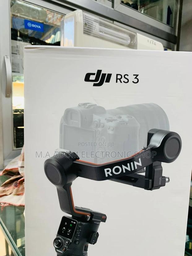 Quality DJI RS 3-Axis Gimbal for DSLR Mirrorless Camera. · Photo 2