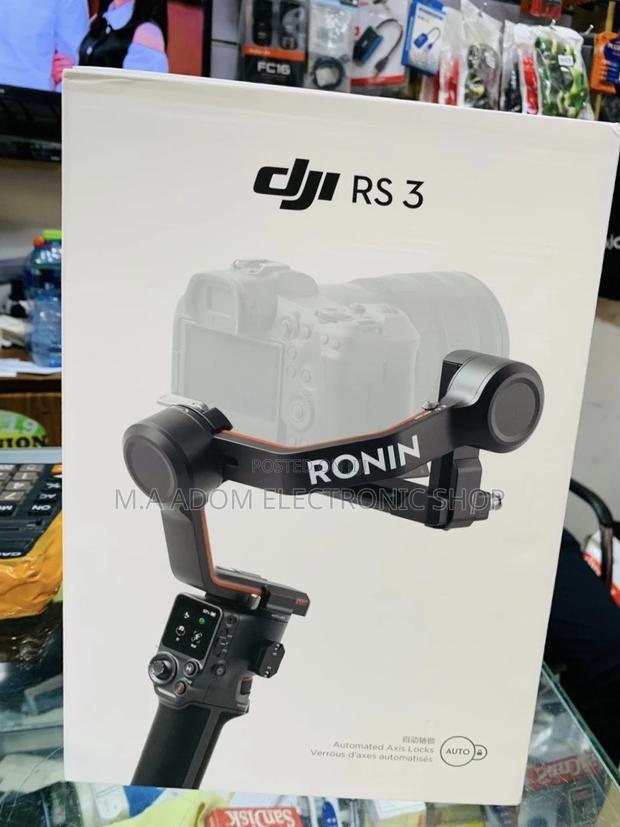Durable DJI RS 3 Axis Gimbal DSLR Mirrorless Camera. · Photo 2