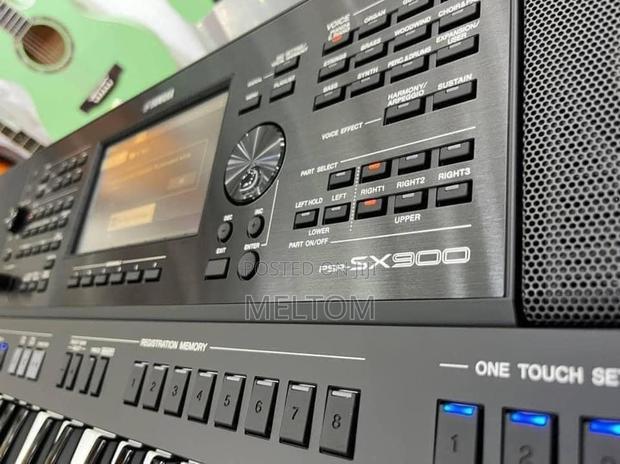 Yamaha PSR-Sx900 Keyboard · Photo 4