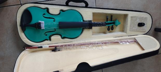 4×4 Green Violin · Photo 4