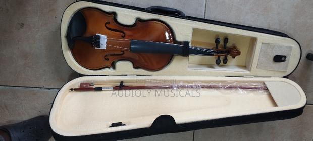 4×4 Brown Violin · Photo 4