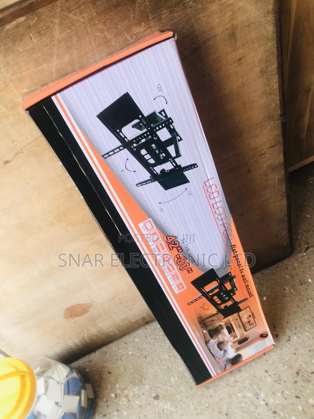 Highly Original Flat-Screen Adjustable TV Wall Mount · Photo 2