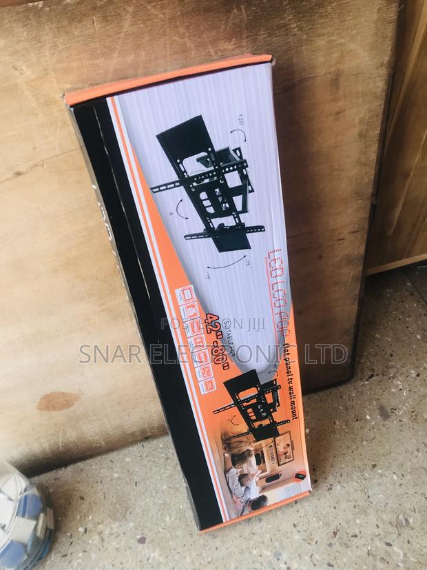 Strong Flat-Screen Adjustable TV Wall Mount · Photo 2