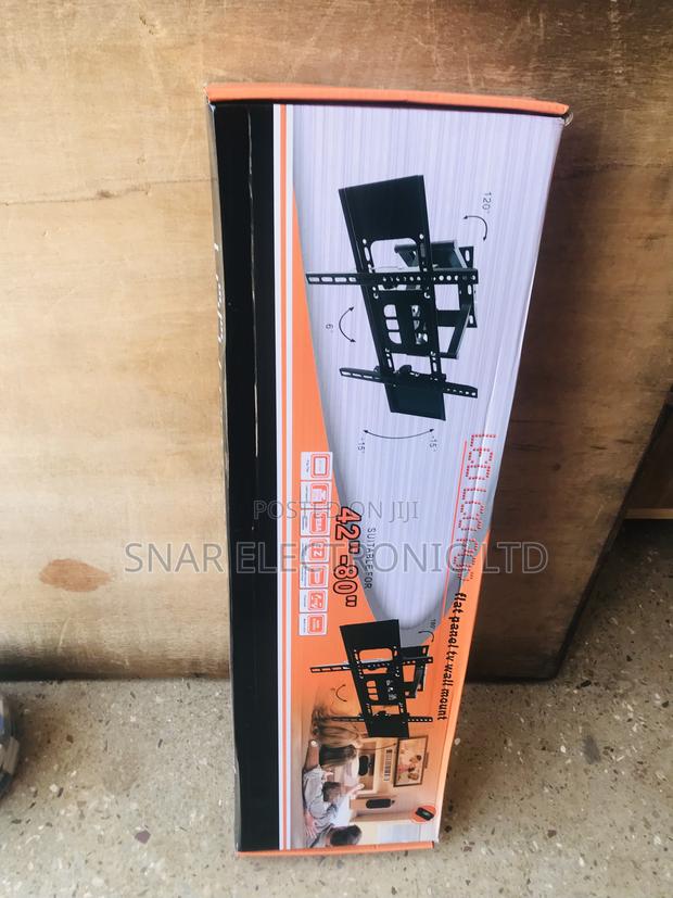 Efficiency Flat-Screen Adjustable TV Wall Mount · Photo 2