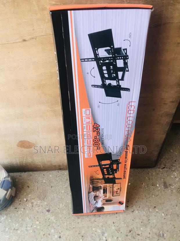 Nice Flat-Screen Adjustable TV Wall Mount · Photo 2