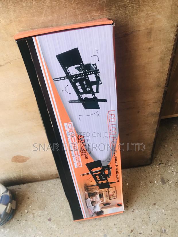 Newest Flat-Screen Adjustable TV Wall Mount · Photo 2