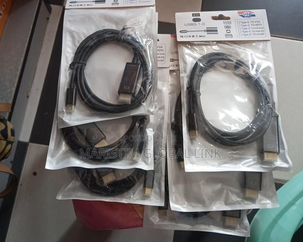 Type-C to HDMI Cable 1.5M · Photo 4