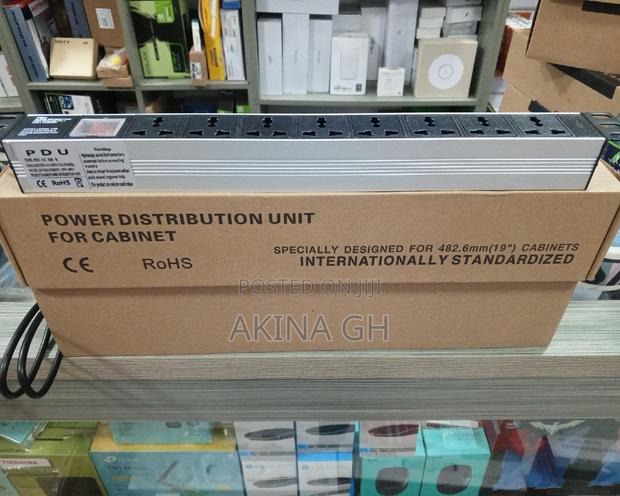 8 Way Power Distribution Unit for 19" Cabinet ( Pdu ) · Photo 4