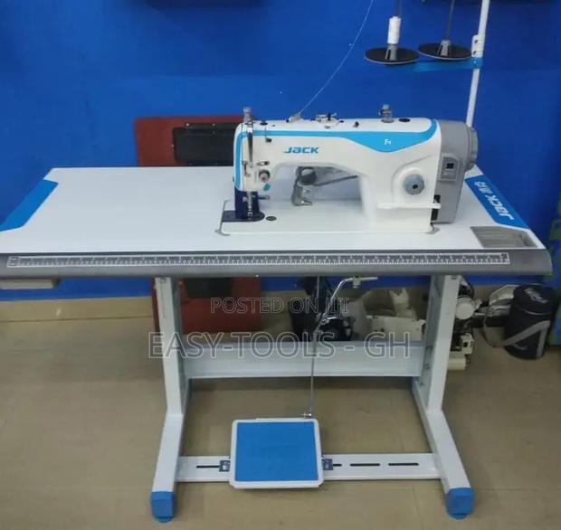 Industrial Digital Sewing Machine JACK_ F · Photo 2