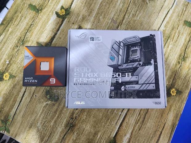 AMD Ryzen 9 7900X3D and ASUS Strix B650 Motherboad · Photo 3