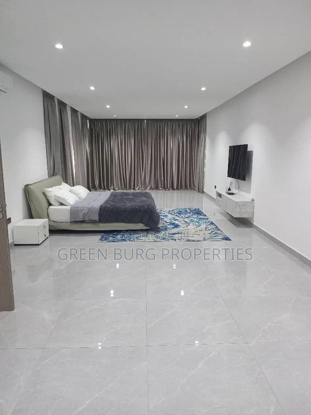 Furnished 4bdrm House in East Legon for sale photo 6