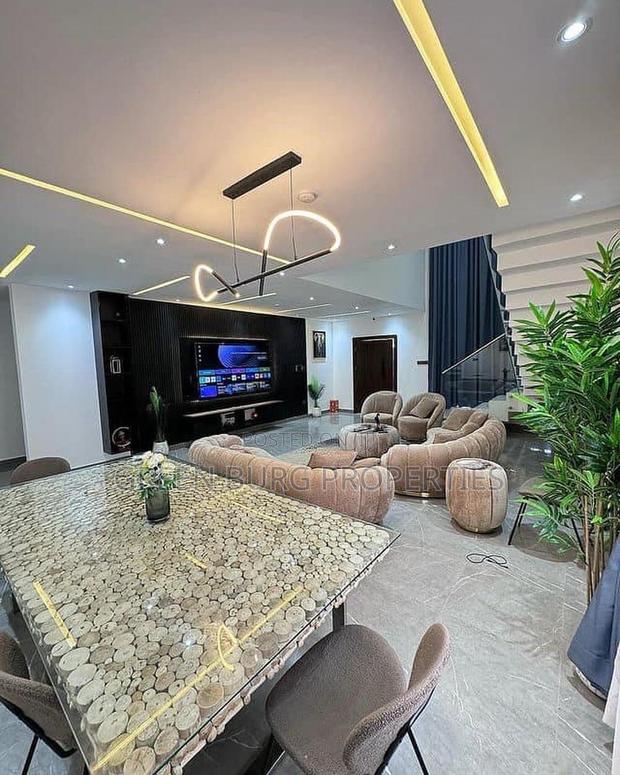 Furnished 4bdrm House in Ashaley Botwe for sale photo 2