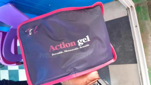 Ice Pack Numbs · Photo 3