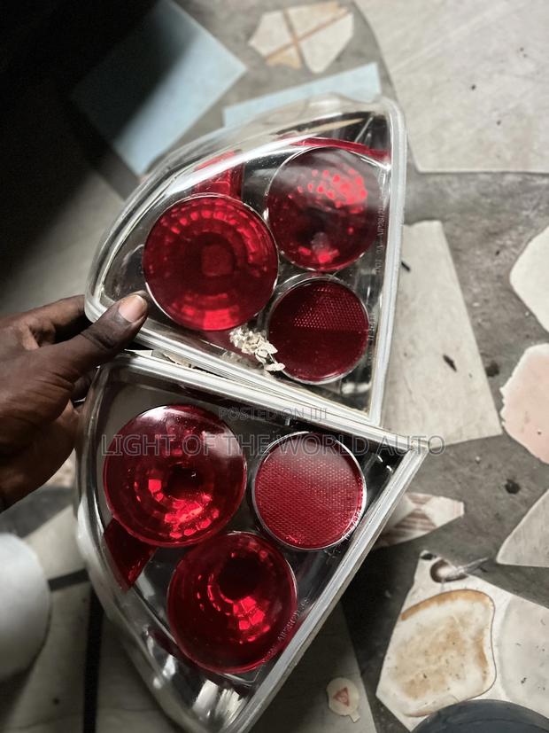 Honda Civil 04 Taillight Speck Type