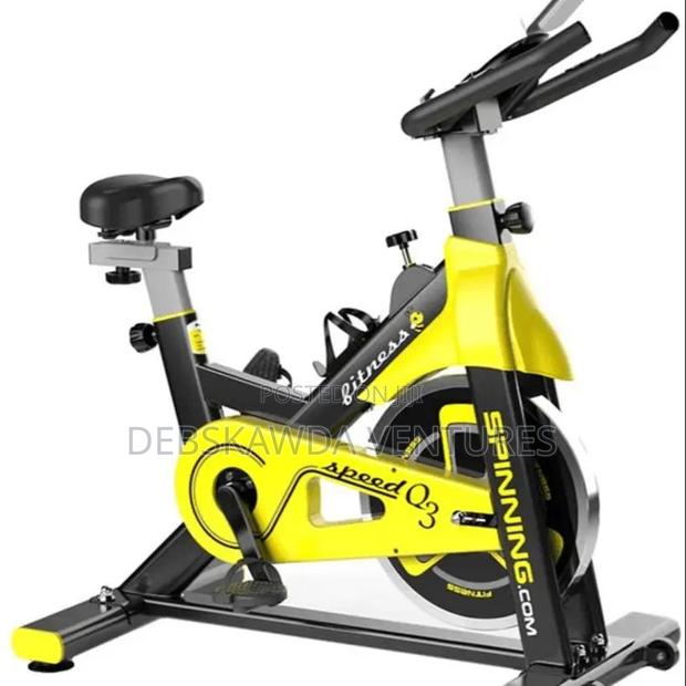 Q3 Spinning Bike (180kg) With LCD Screen · Photo 4