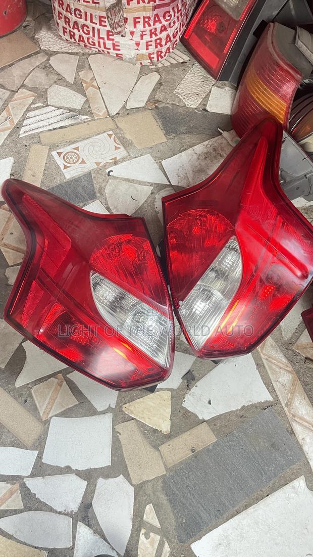 Ford Focus 12 Taillight Short Boot