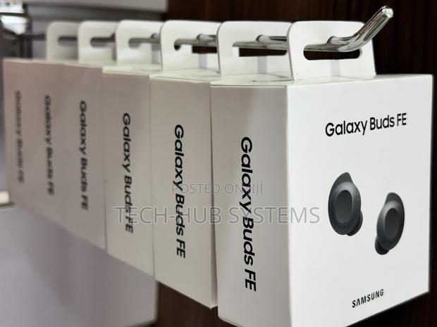 Galaxy Buds Fe photo 2