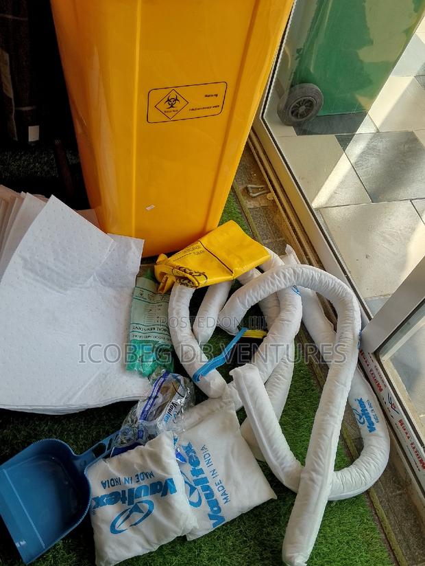 Empiral Wheeled Bin Chemical Spill Kit, 240 Litres/Spill Kit · Photo 4