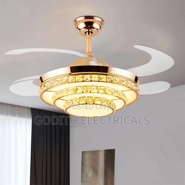Ceiling Fan With Light