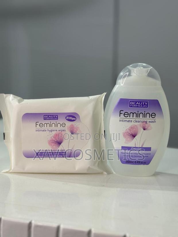 Beauty Formula Feminine Wash and Wipes · Photo 2