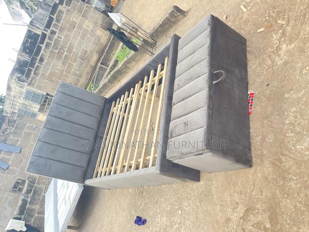 Double Bed and Ottoman Available photo 2