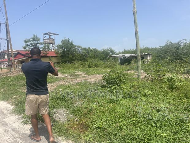 A Roadside Land for Sale at West Trasacco Borteyman · Photo 3