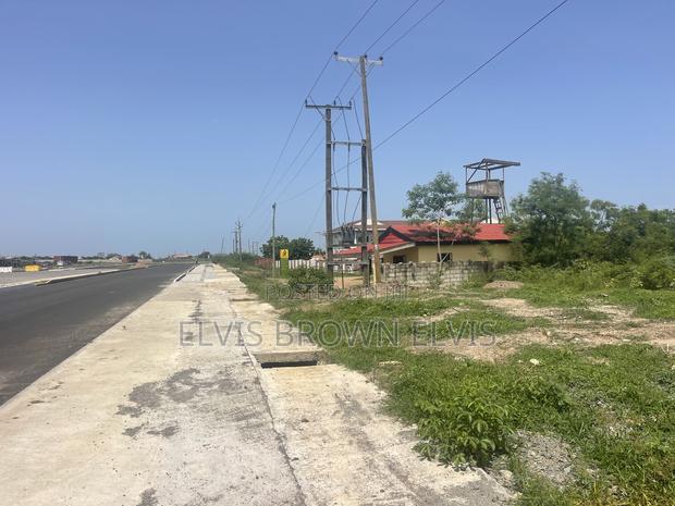 Do You Need a Roadside Land to Buy West Trasacco Zoomlion · Photo 4