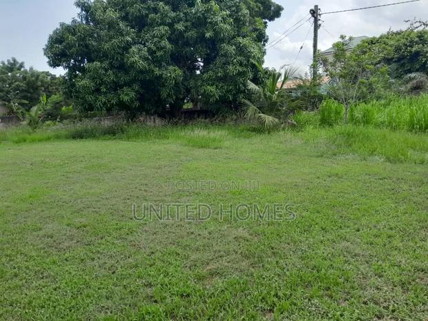 Tema Motorway 5 Acres of Land for Sale · Photo 3