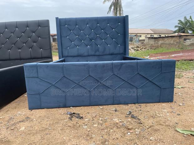 Stylish Blue Double 54x74 Bedframe