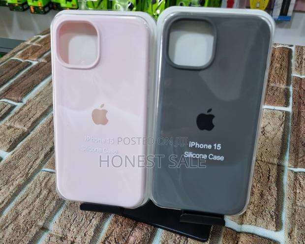 iPhone 15 Silicone Case · Photo 1