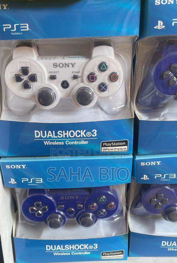 PS3 Game Pad · Photo 1