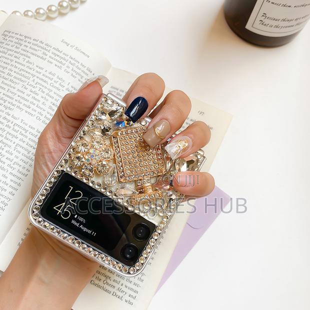 Z Flip 3 4 Luxury Glitter Diamond Rhinestone · Photo 4